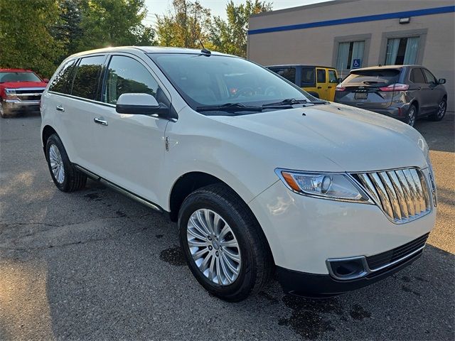 2013 Lincoln MKX Base