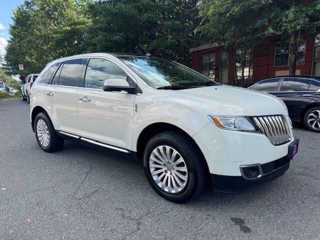 2013 Lincoln MKX Base