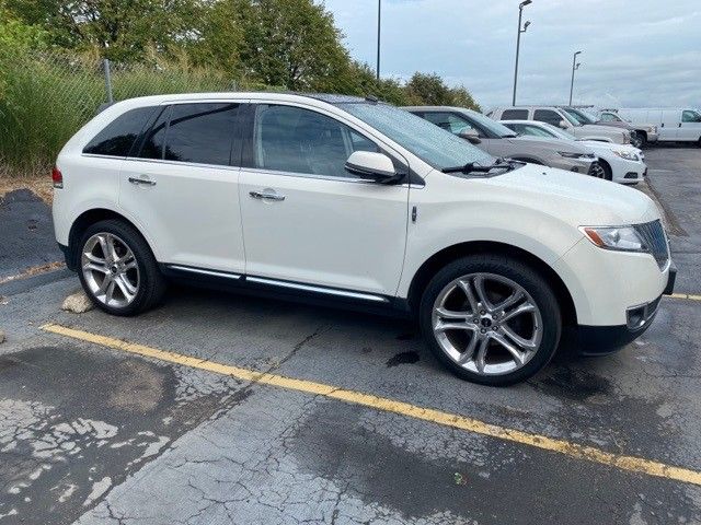 2013 Lincoln MKX Base