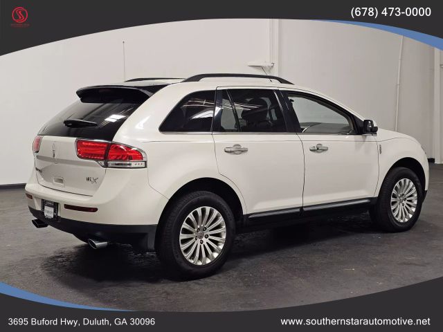 2013 Lincoln MKX Base