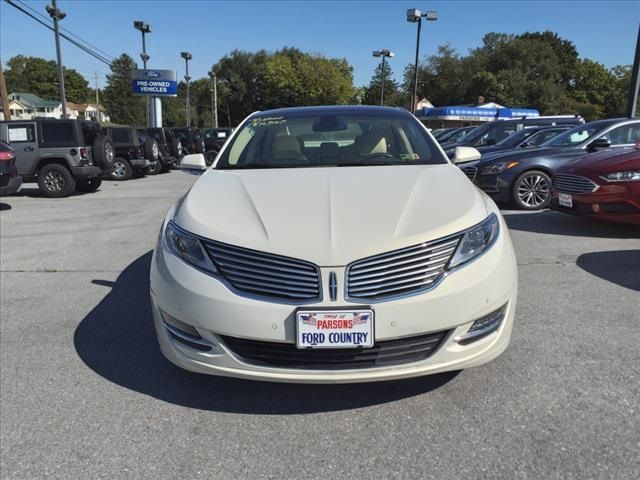 2013 Lincoln MKZ Base