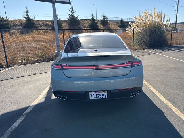 2013 Lincoln MKZ Hybrid Base