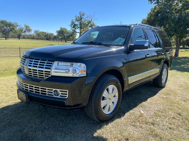 2013 Lincoln Navigator Base