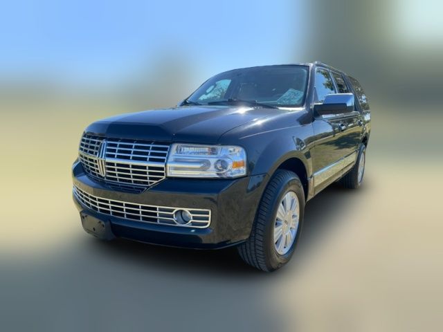 2013 Lincoln Navigator Base