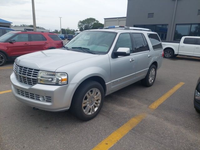 2013 Lincoln Navigator Base