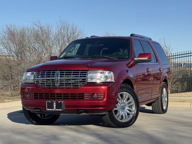 2013 Lincoln Navigator Base