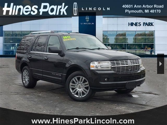 2013 Lincoln Navigator Base