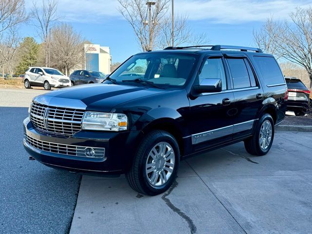 2013 Lincoln Navigator Base