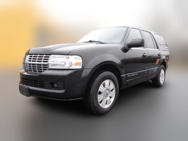 2013 Lincoln Navigator Base