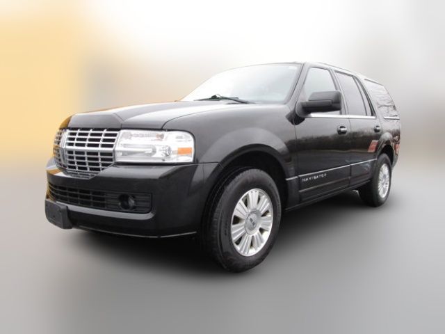 2013 Lincoln Navigator Base