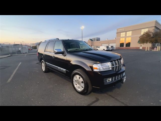 2013 Lincoln Navigator Base