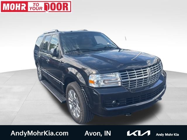 2013 Lincoln Navigator Base