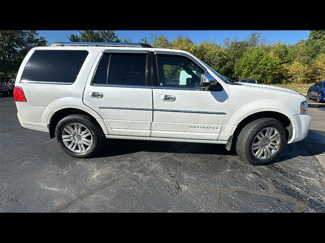 2013 Lincoln Navigator Base