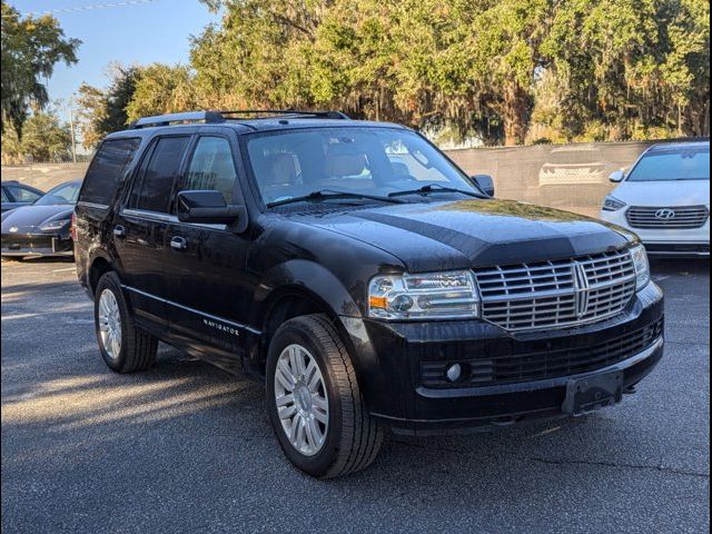 2013 Lincoln Navigator Base