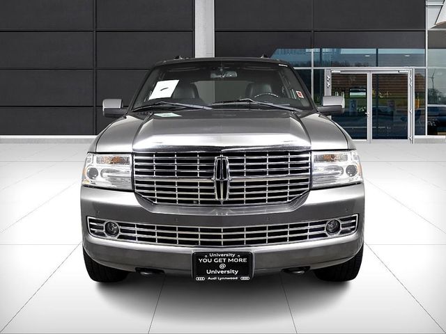 2013 Lincoln Navigator Base