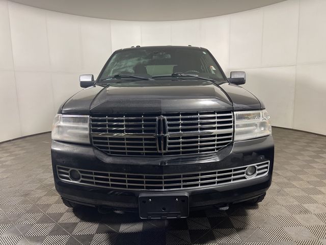 2013 Lincoln Navigator Base