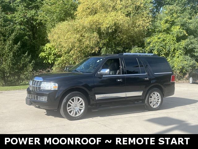 2013 Lincoln Navigator Base