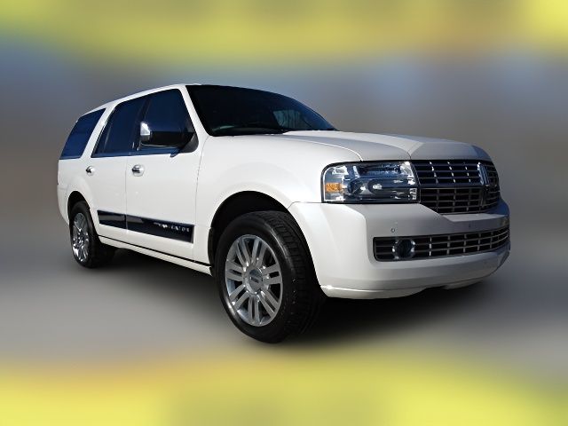 2013 Lincoln Navigator Base