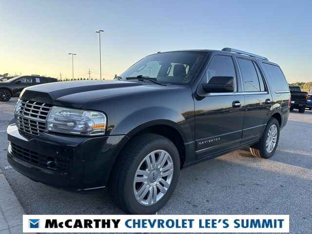 2013 Lincoln Navigator Base