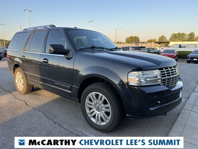 2013 Lincoln Navigator Base