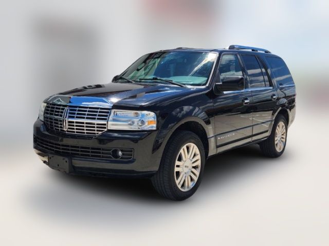 2013 Lincoln Navigator Base
