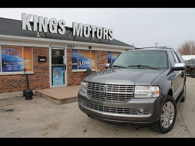 2013 Lincoln Navigator Base