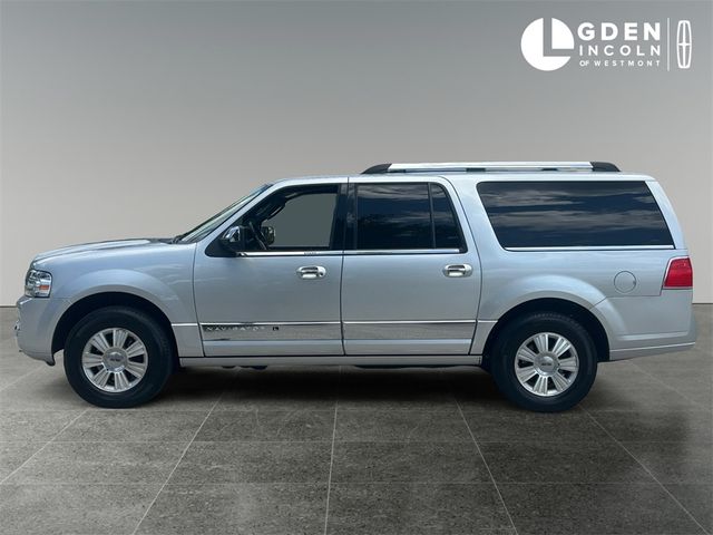 2013 Lincoln Navigator L Base