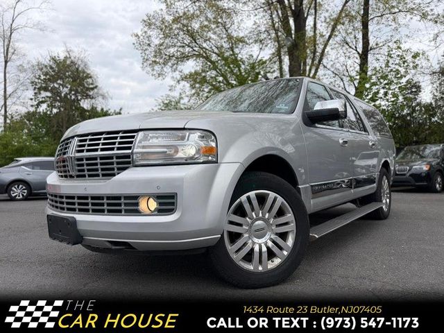 2013 Lincoln Navigator L Base