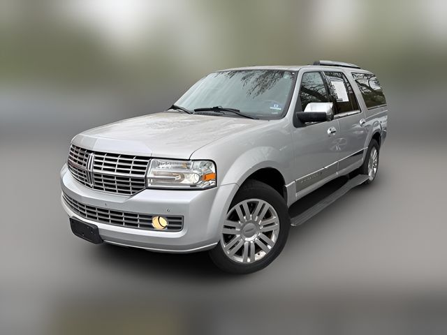2013 Lincoln Navigator L Base