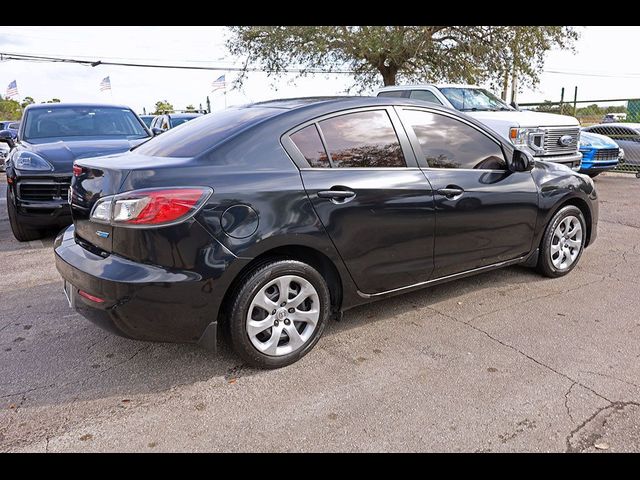 2013 Mazda Mazda3 i Sport