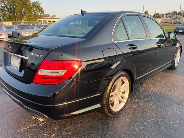 2013 Mercedes-Benz C-Class 300 Luxury