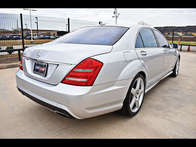 2013 Mercedes-Benz S-Class 550