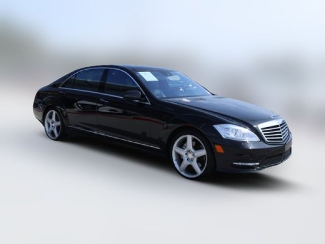 2013 Mercedes-Benz S-Class 550