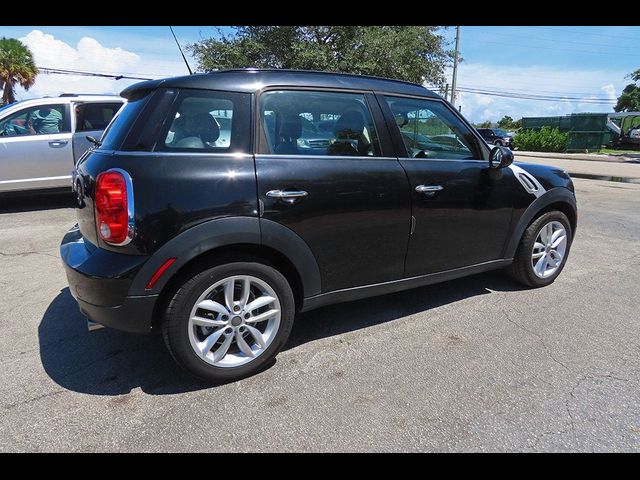 2013 MINI Cooper Countryman Base