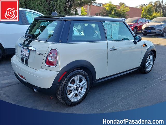 2013 MINI Cooper Hardtop Base