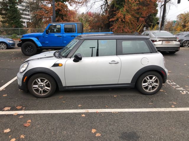 2013 MINI Cooper Hardtop Base