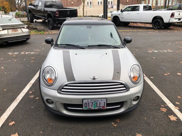 2013 MINI Cooper Hardtop Base