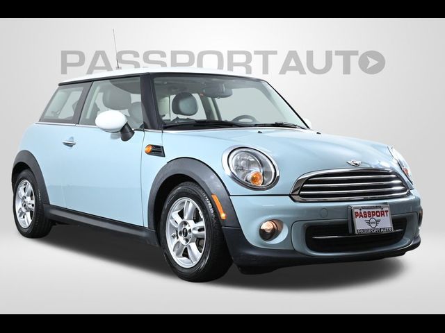 2013 MINI Cooper Hardtop Base