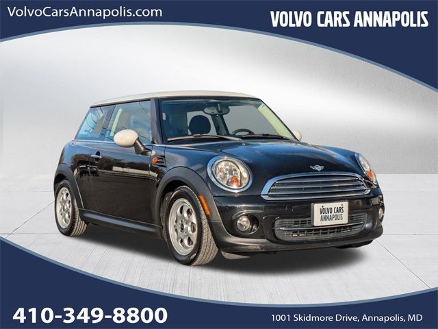 2013 MINI Cooper Hardtop Base