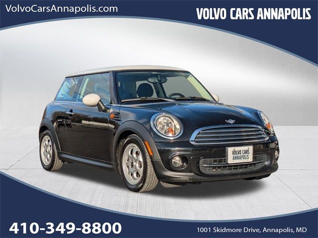 2013 MINI Cooper Hardtop Base