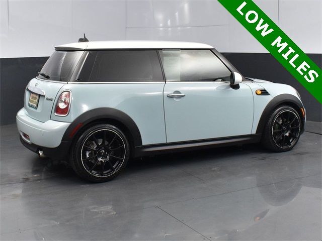 2013 MINI Cooper Hardtop Base