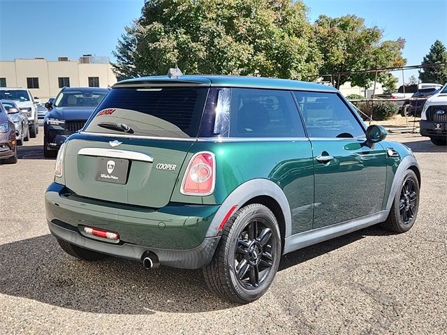 2013 MINI Cooper Hardtop Base