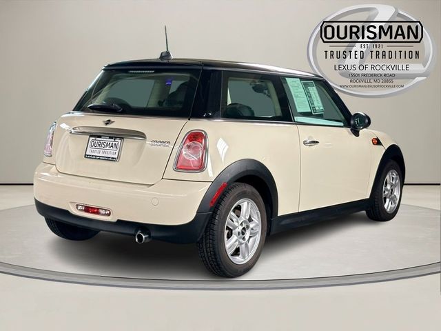 2013 MINI Cooper Hardtop Base
