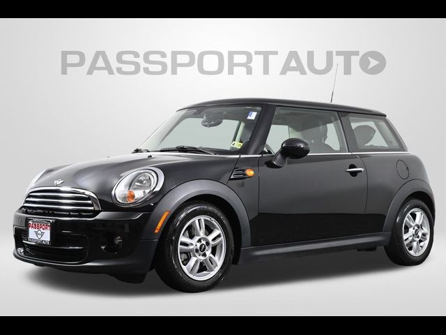 2013 MINI Cooper Hardtop Base