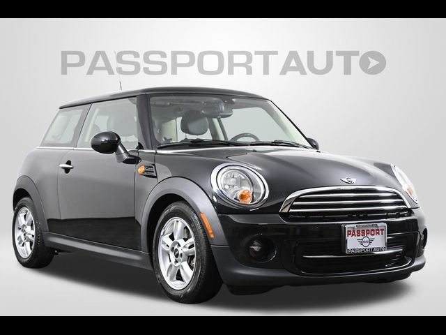 2013 MINI Cooper Hardtop Base