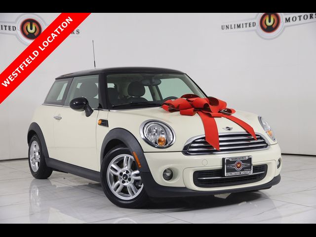 2013 MINI Cooper Hardtop Base