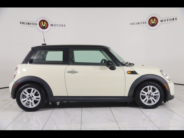 2013 MINI Cooper Hardtop Base