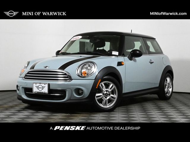 2013 MINI Cooper Hardtop Base