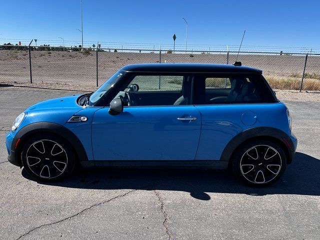 2013 MINI Cooper Hardtop Base