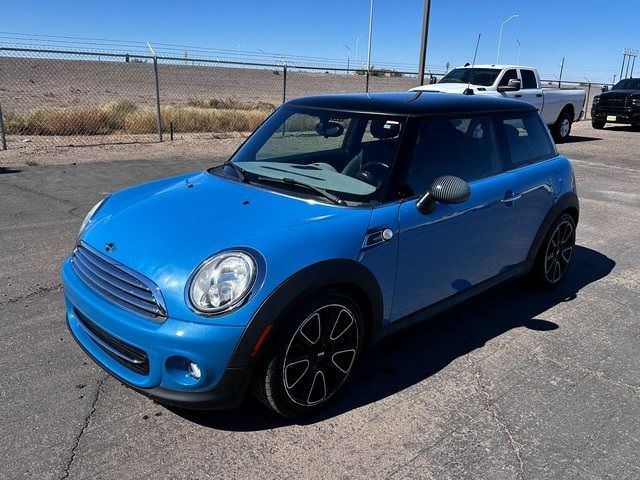 2013 MINI Cooper Hardtop Base